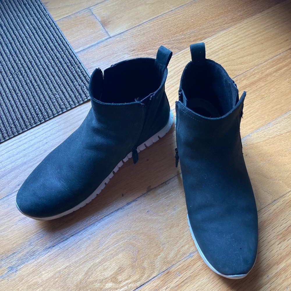 Cole Haan ZeroGrand black waterproof nubuck leather ankle sneakers.  Size 8 - Picture 3 of 7